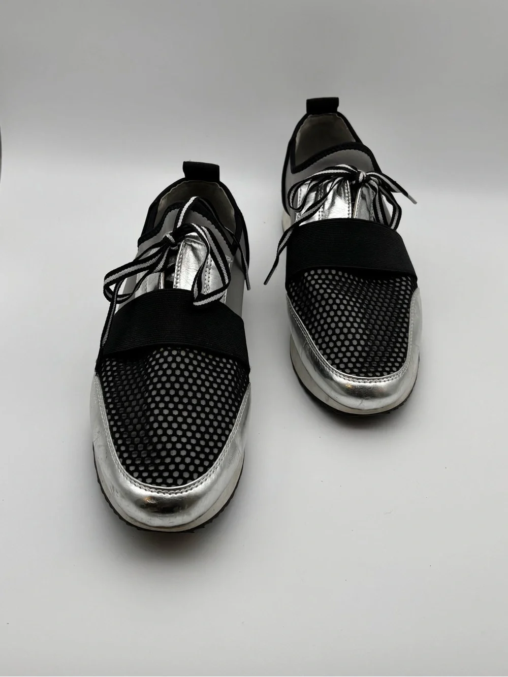 Steve Madden Silver & Black Mesh Strap Sneakers
